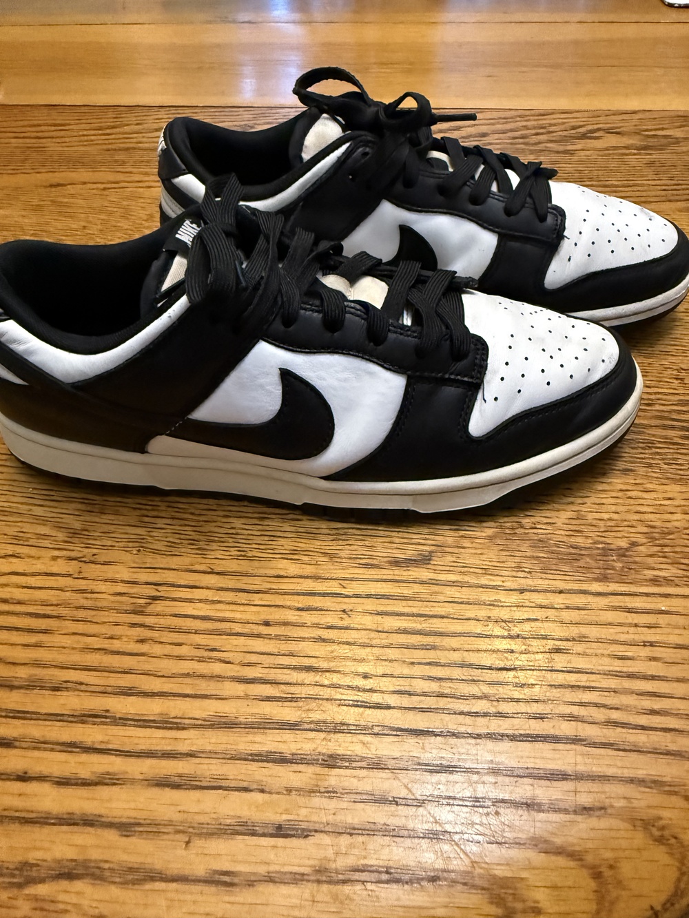 Nike Dunk Low Retro Shoes Mens Size 9.5 Panda Dunks DD1391-100 OG